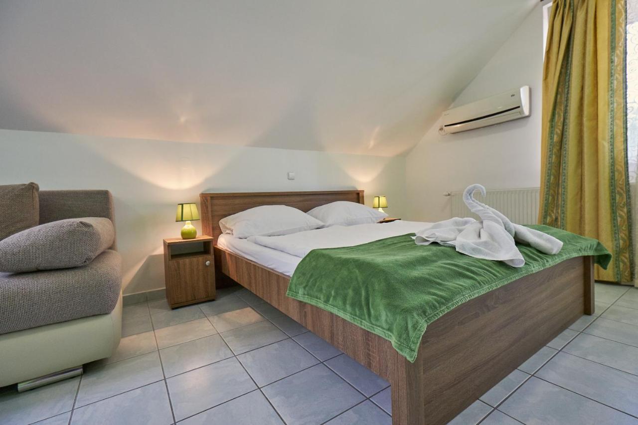 Amulett Studios Apartment Hajdúszoboszló 外观 照片