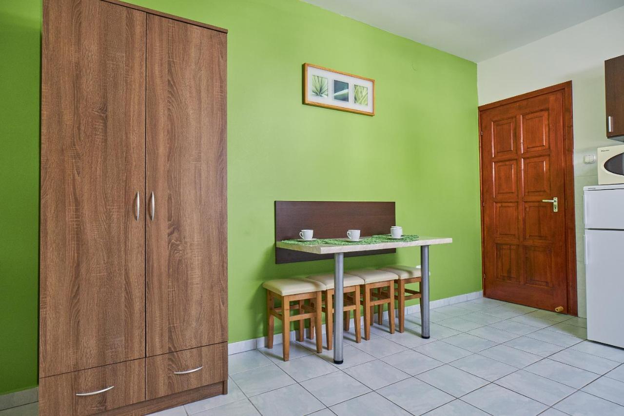 Amulett Studios Apartment Hajdúszoboszló 外观 照片