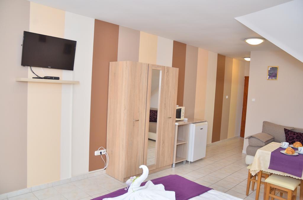 Amulett Studios Apartment Hajdúszoboszló 外观 照片