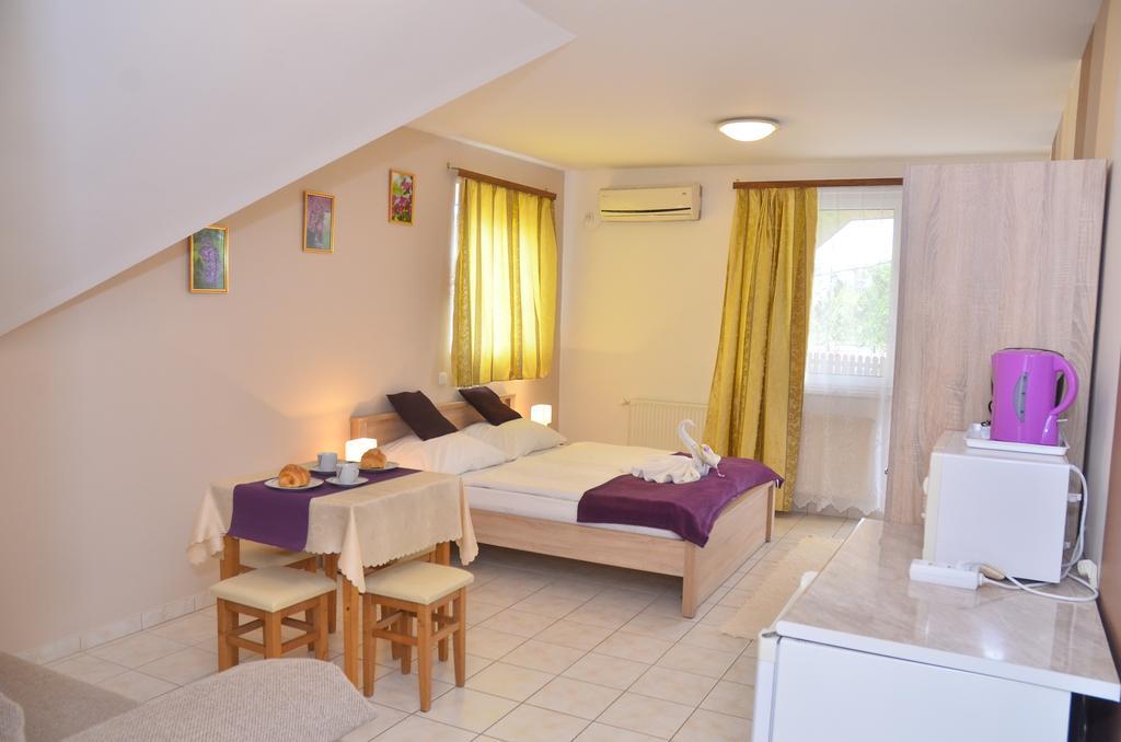 Amulett Studios Apartment Hajdúszoboszló 外观 照片