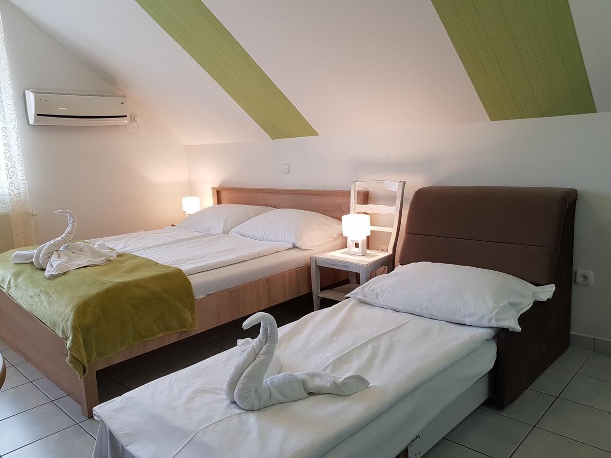Amulett Studios Apartment Hajdúszoboszló 外观 照片